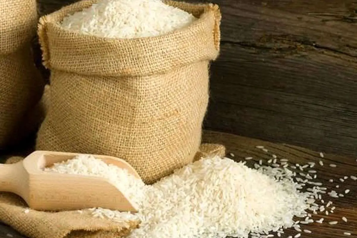 توزیع ۲۰۰ هزار تن برنج خارجی تا شب عید