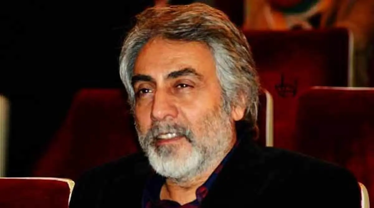 بیژن امکانیان به سوگ مادر نشست
