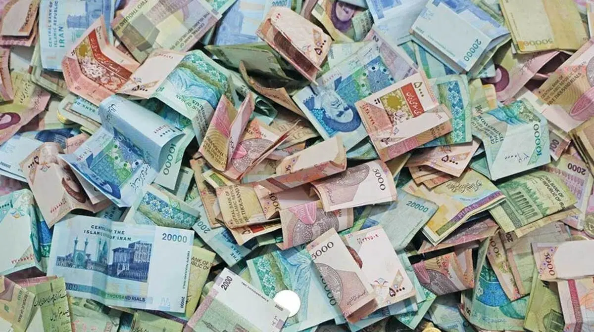 چقدر اسکناس و سکه داریم؟