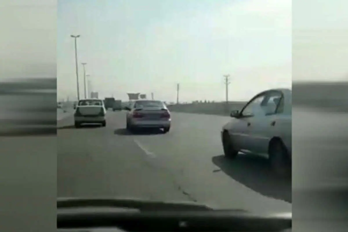 (ویدئو) کورس جنونآمیز با ماکسیما وسط اتوبان