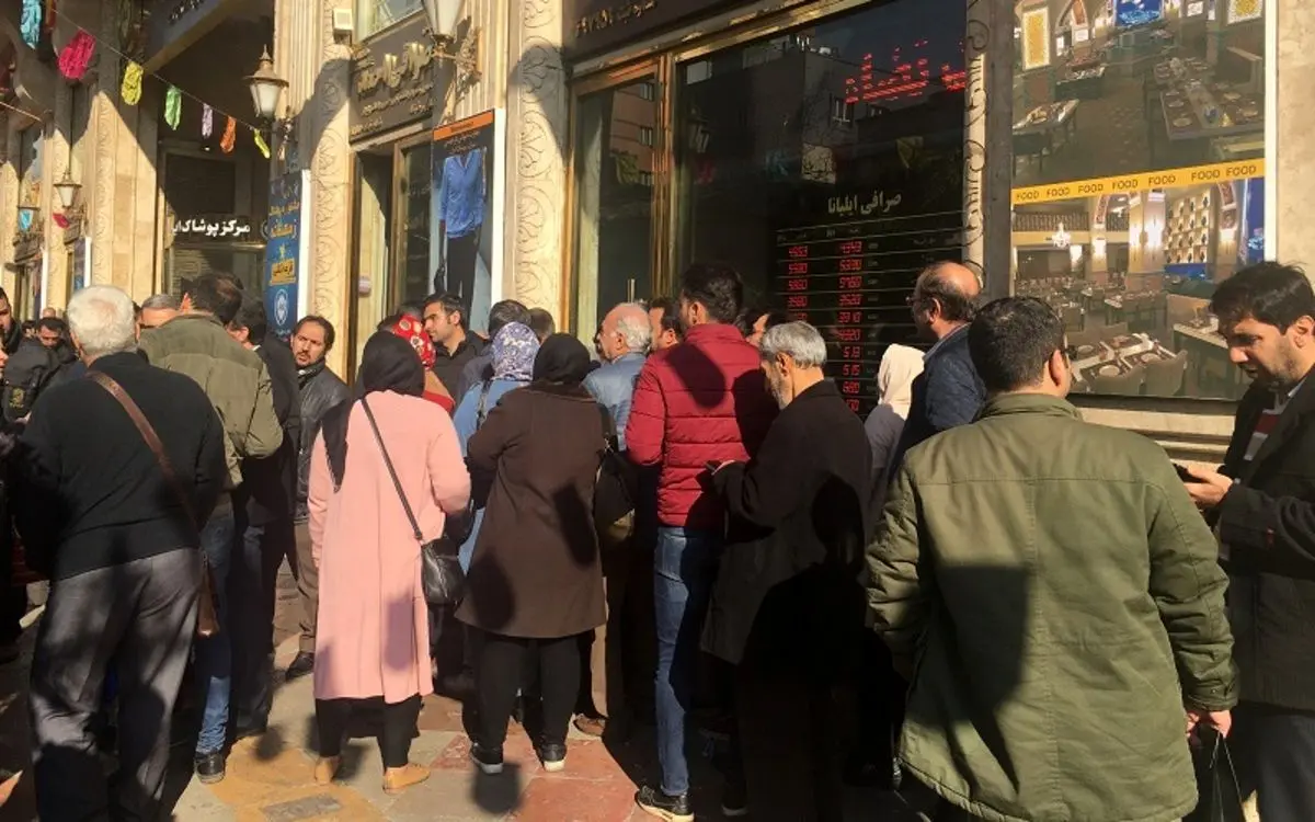 ادامه عقب‌نشینی قیمت دلار در بازار؟