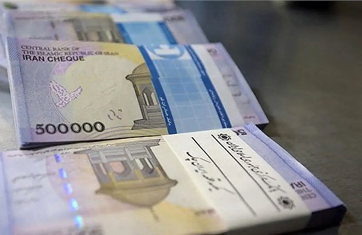 میزان و ضوابط پرداخت عیدی ۱۴۰۰ کارکنان و بازنشستگان دولت
