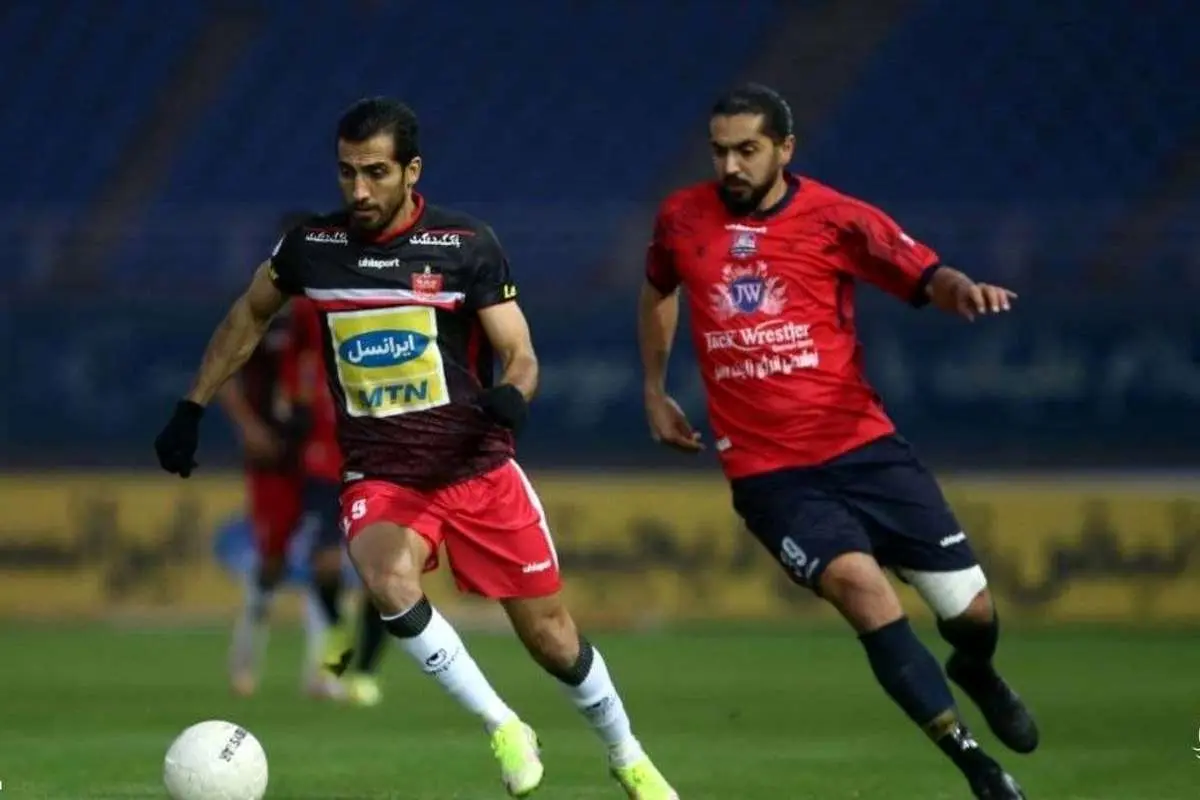 (عکس) نفع پرسپولیس از داوری در دیدار برابر نساجی؟
