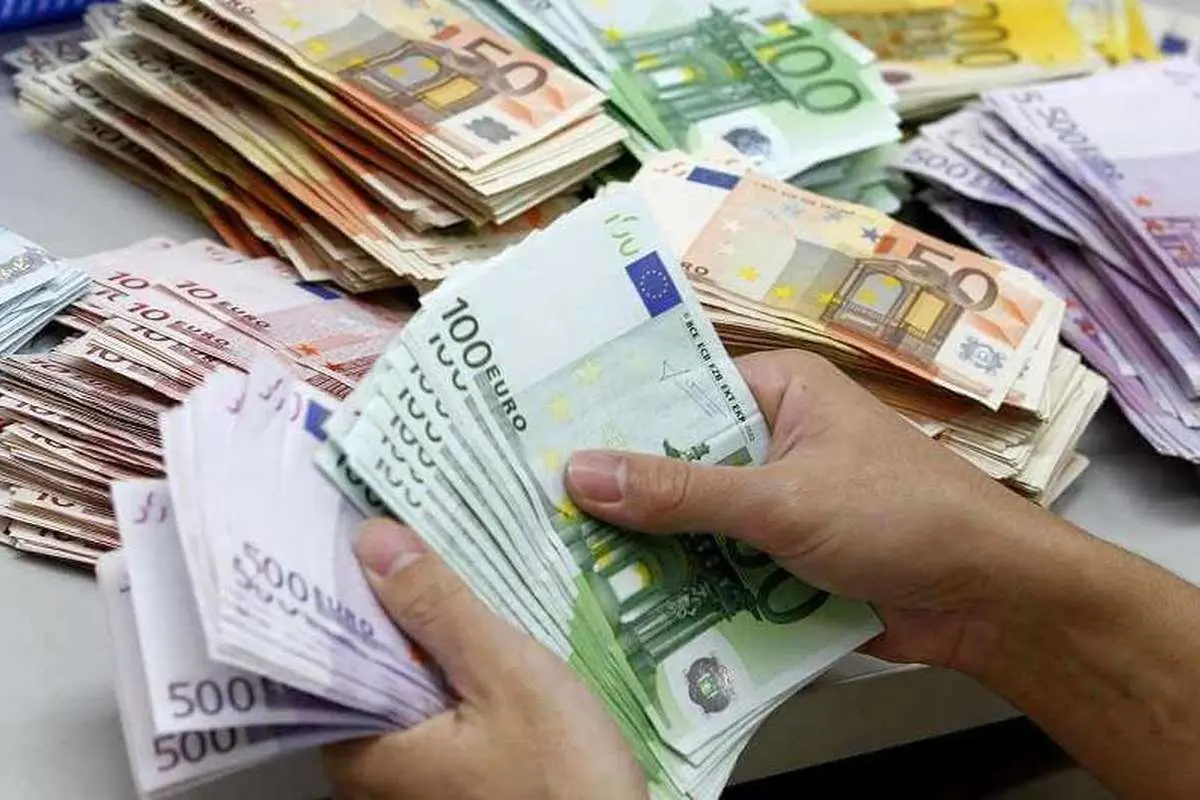 نرخ ارز، دلار، سکه، طلا و یورو ۲۵ بهمن ۱۴۰۰
