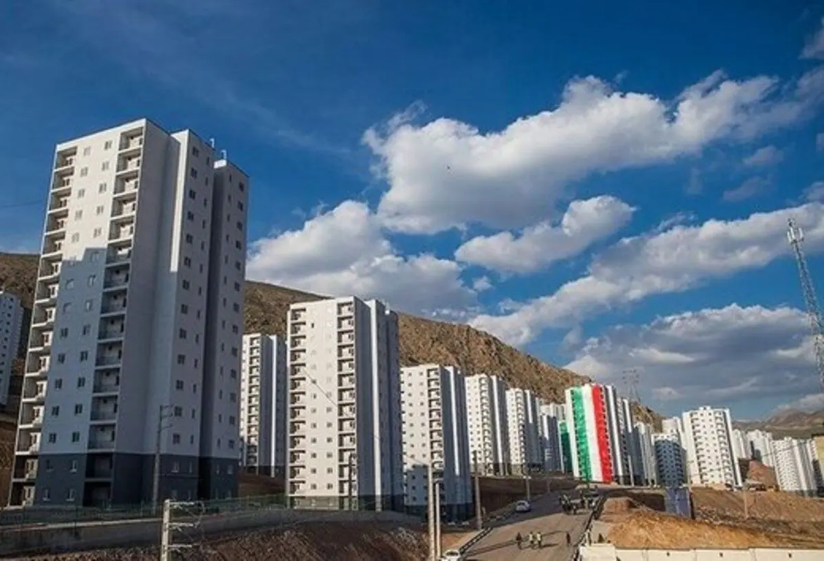 متقاضیان بلاتکلیف مسکن ملی بخوانند