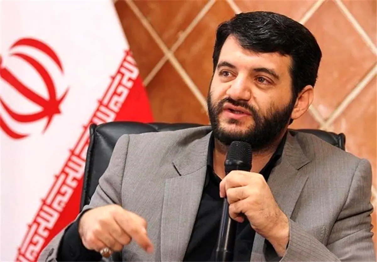 تبریک عجیب خانم مدیرکل به آقای وزیر!
