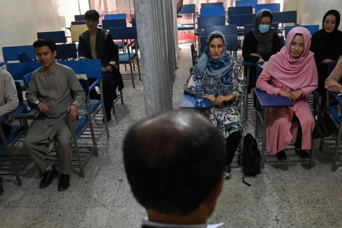 (ویدئو) طالبان دانشگاهها را با تفکیک جنسیتی باز کرد