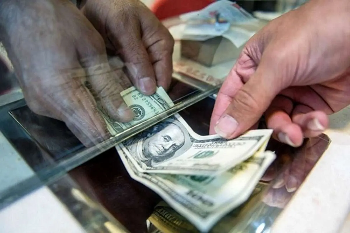 پیشبینی قیمت دلار امروز سهشنبه ۱۹ بهمن ۱۴۰۰