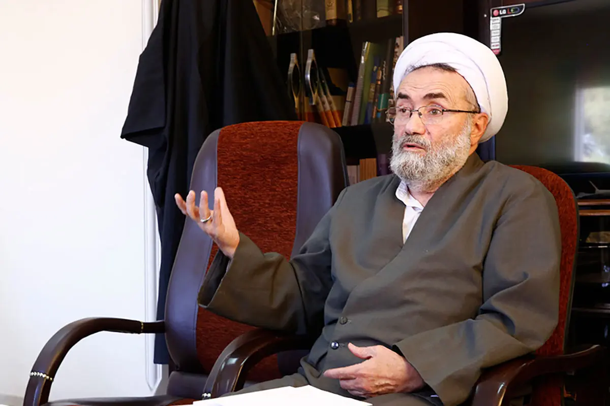 مسیح مهاجری: جریان افراطی کشور از امام خمینی انتقام می‌گیرد