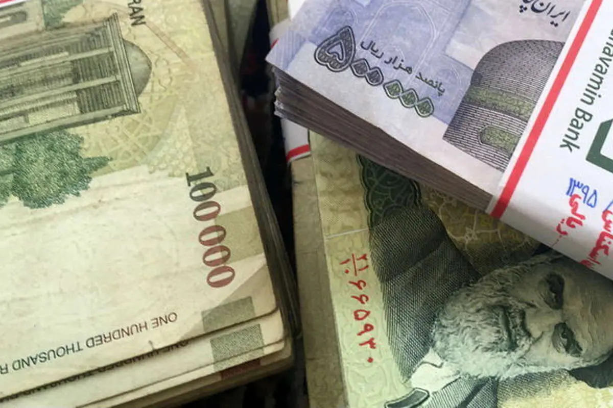 هر ایرانی، ۱۰۵ برگ اسکناس