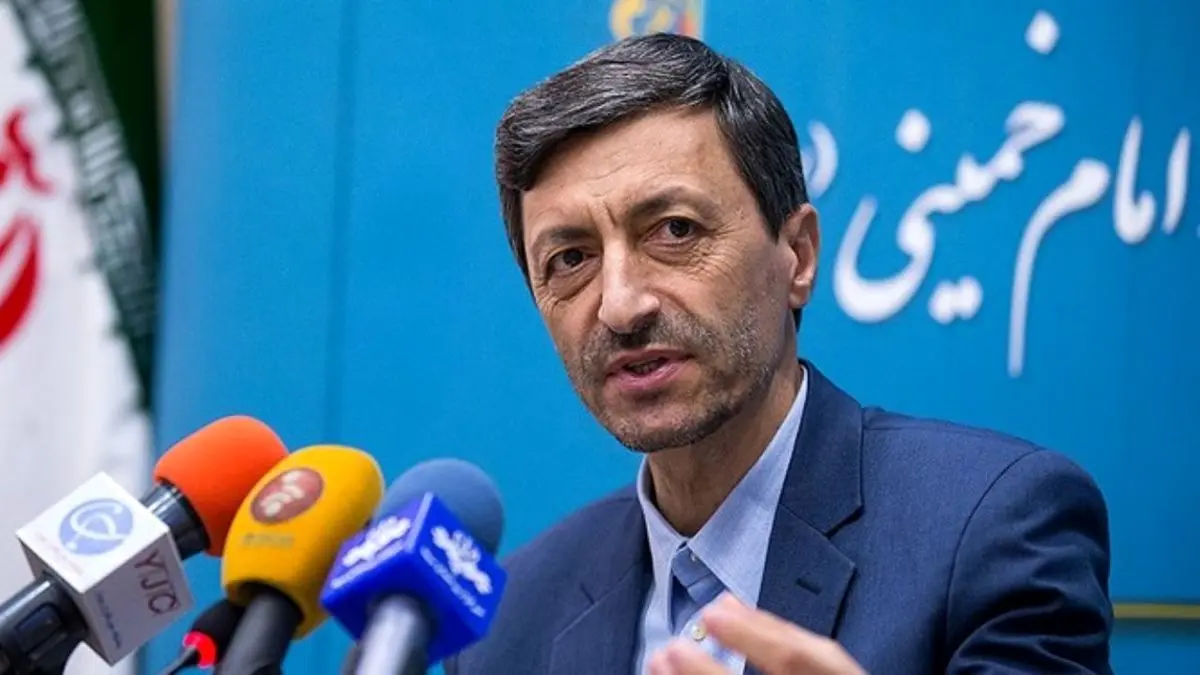 رئیس بنیاد مستضعفان: شناسنامه فرح، ولیعهد و شاه دست ماست
