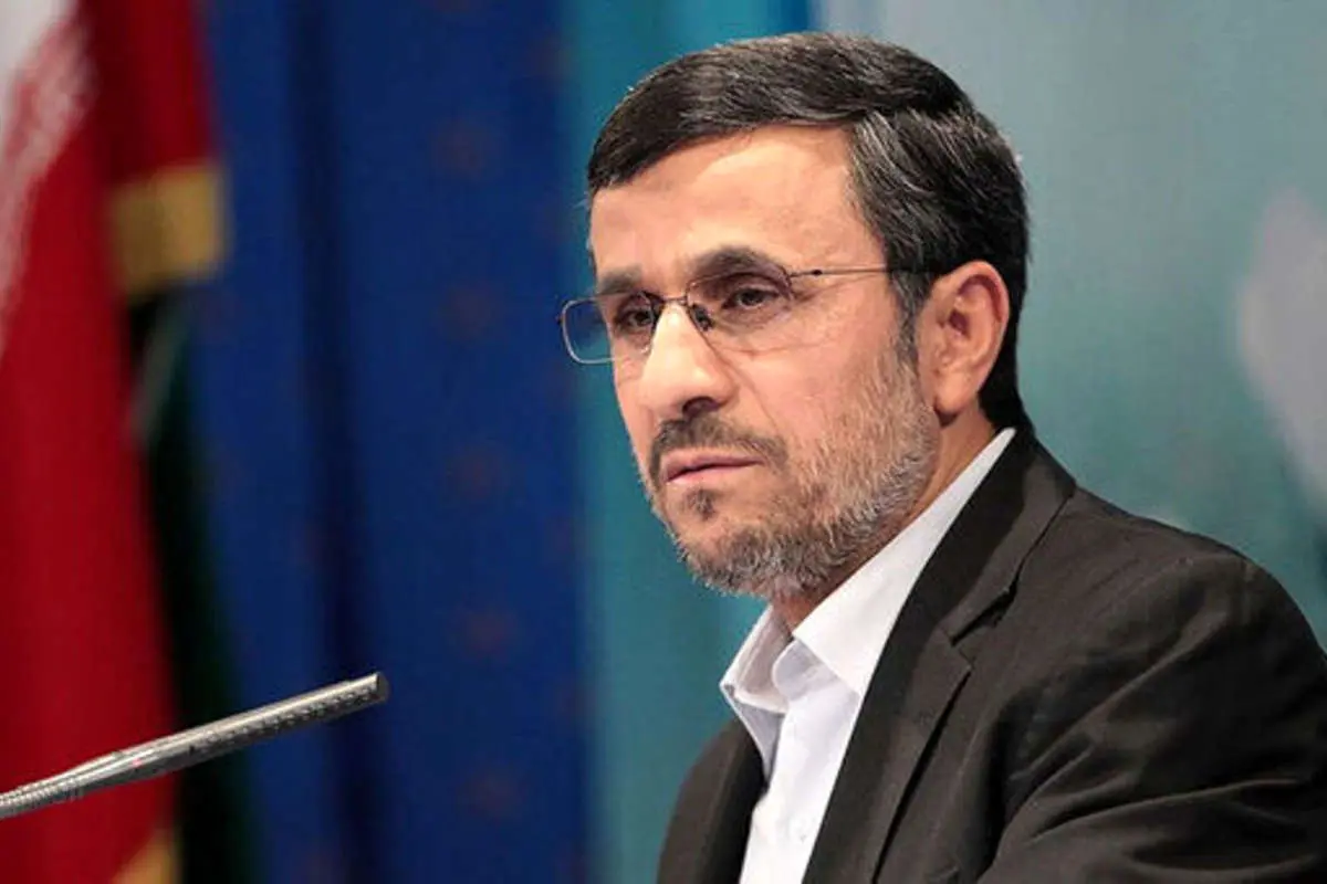 واکنش احمدینژاد دریی درگذشت «بلبل بالیوود»
