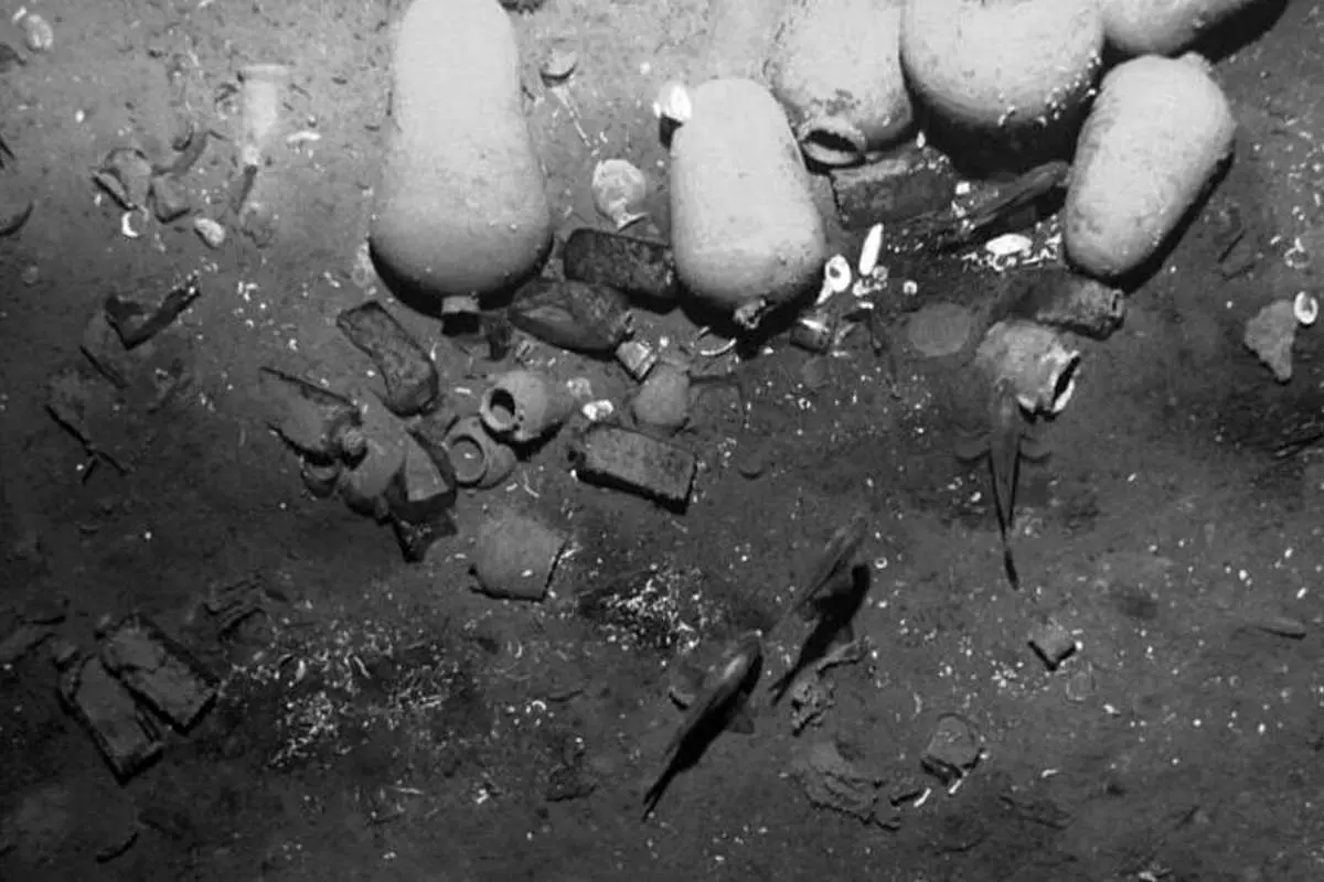 دعوا بر سر ۲۰۰ تن طلا و جواهرات کشتی افسانه‌ای