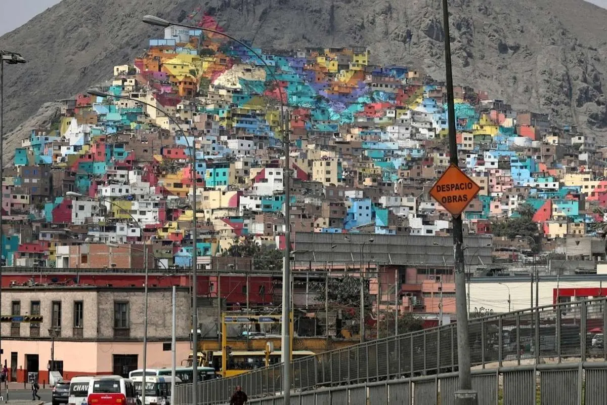 (ویدئو) رونمایی از بزرگترین نقاشی دیواری روی هزار خانه