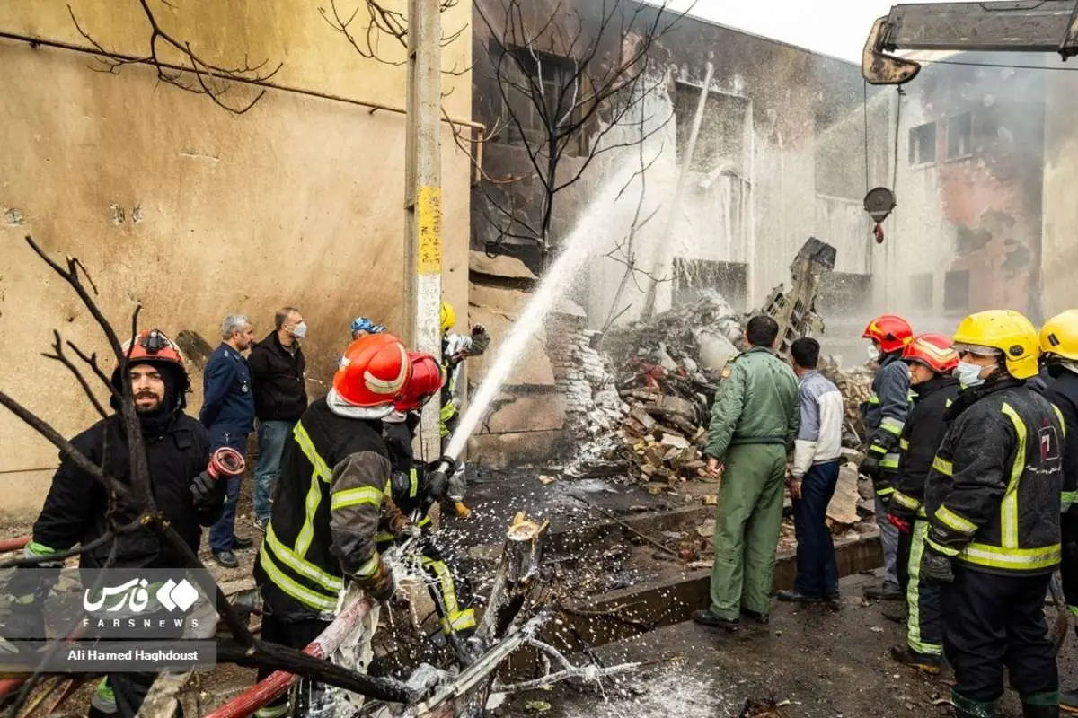 (تصاویر) سقوط هواپیمای جنگنده در تبریز
