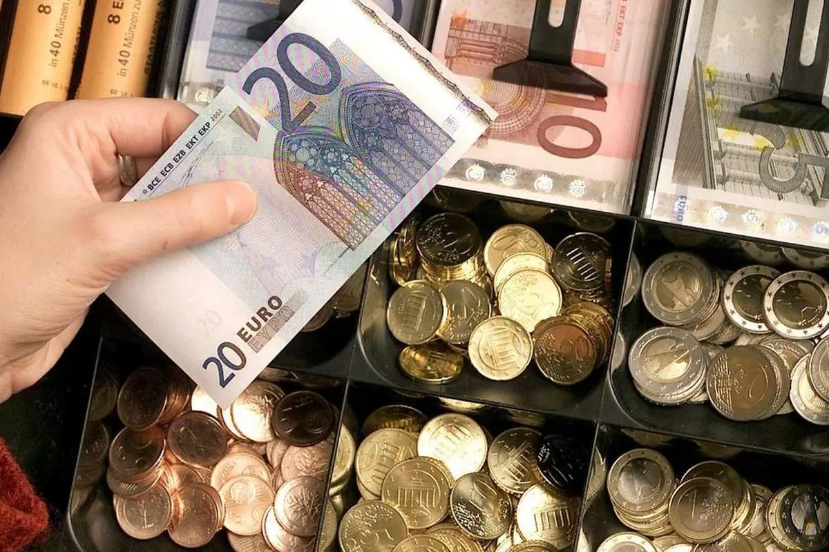 نرخ ارز، دلار، سکه، طلا و یورو سوم اسفند ۱۴۰۰