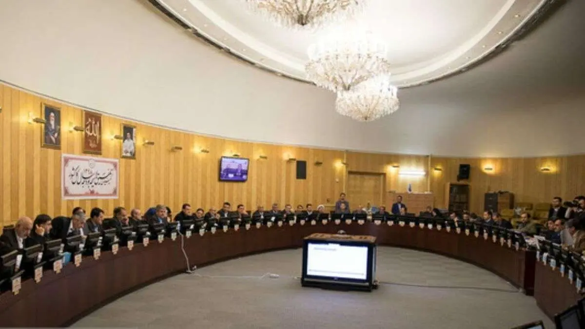 کمیسیون تلفیق بازهم با حذف ارز ترجیحی مخالفت کرد
