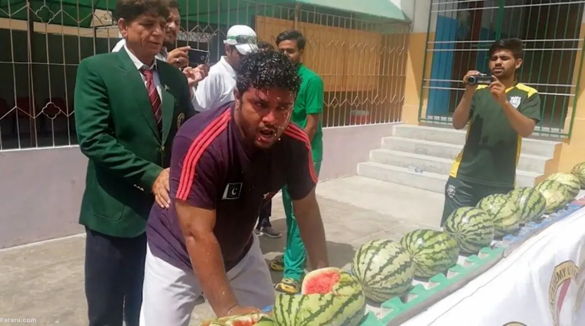 (ویدئو) رکورد له کردن هندوانه با سر