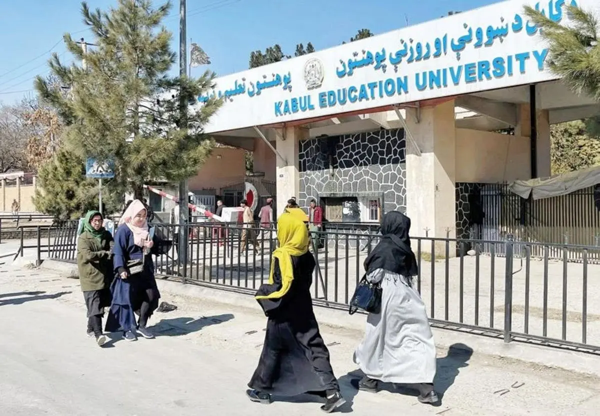 (ویدئو) دانشگاه کابل با تفکیک جنسیتی بازگشایی شد