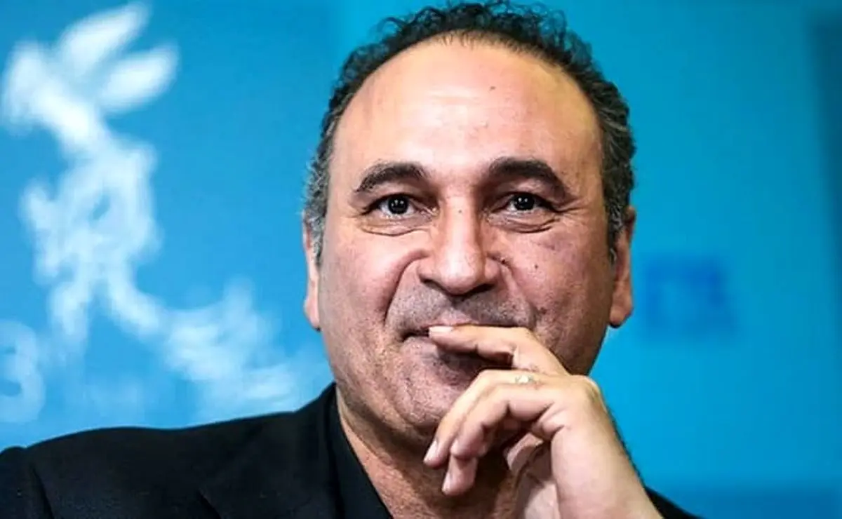 حمله کیهان به حمید فرخ‌نژاد: تندیس را پس دادی، پول را هم پس بده!