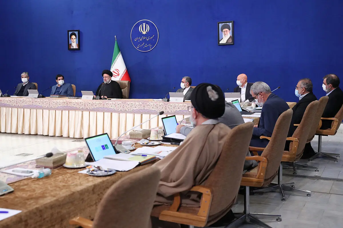 «دولت سیزدهم با وجود یکدست بودن حاکمیت موفق نبوده است»