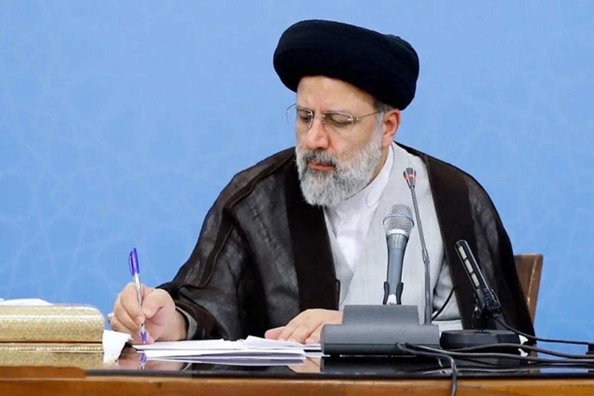 تکذیب مکاتبه رییس جمهور با رهبر انقلاب درباره صدا و سیما
