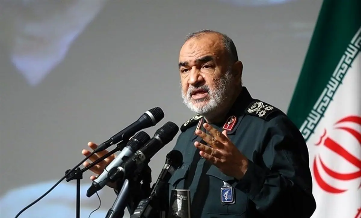 سرلشکر سلامی: هیچگاه مردم را تنها نمی‌گذاریم