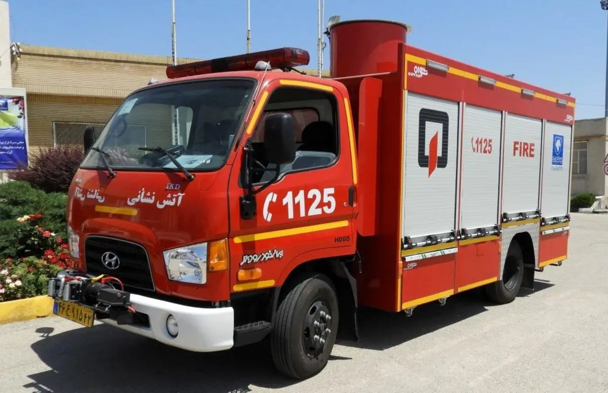 تصادف خودرو آتش نشانی با اتوبوس