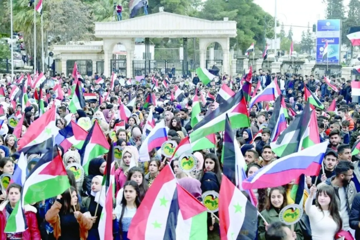 (ویدئو) حمایت دختران دانشجوی دانشگاه دمشق از تهاجم روسیه به اوکراین