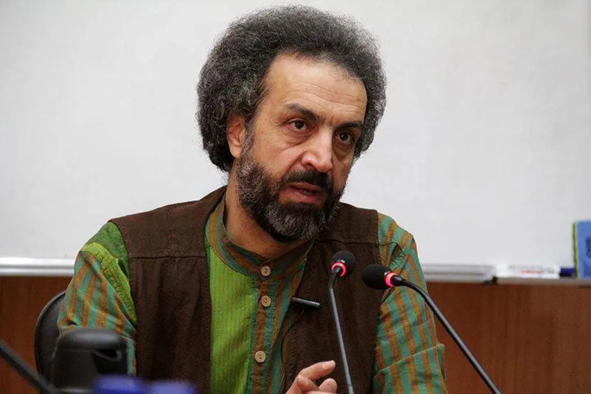 محسن رنانی: کاری نکنیم که نسل جوان، یا مثل زم شود یا تتلو