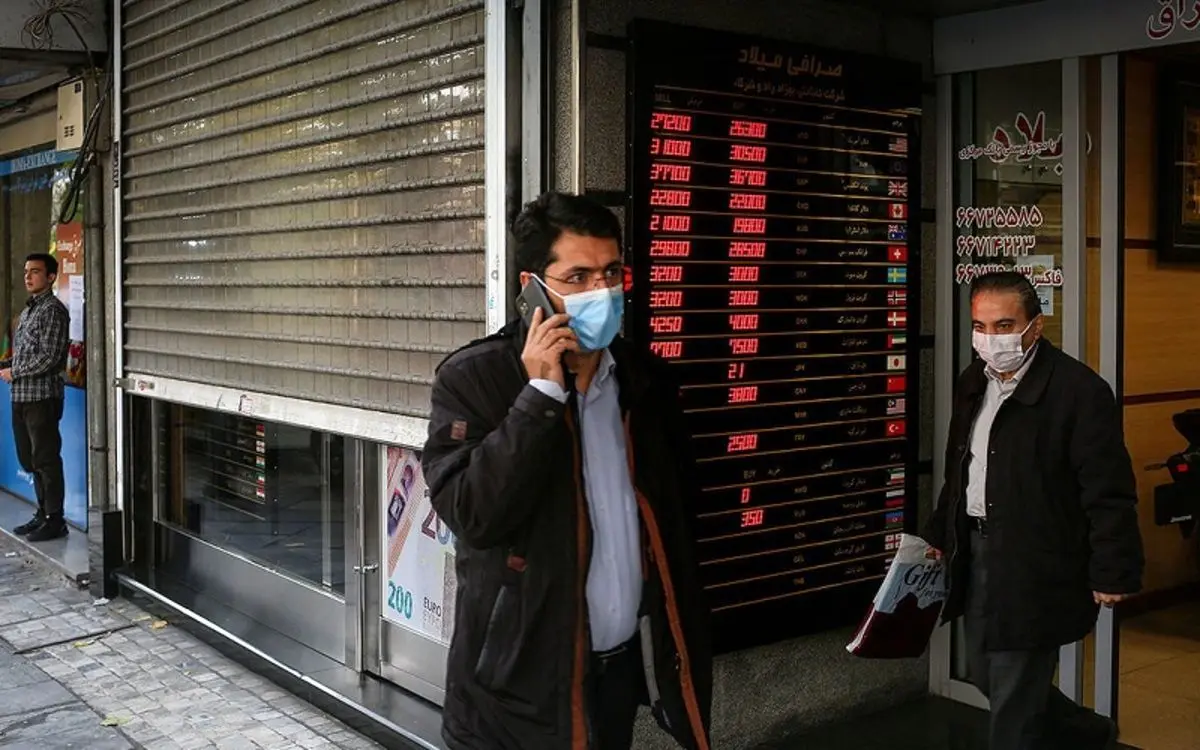پیش‌بینی قیمت دلار امروز چهارشنبه ۱۱ بهمن ۱۴۰۰