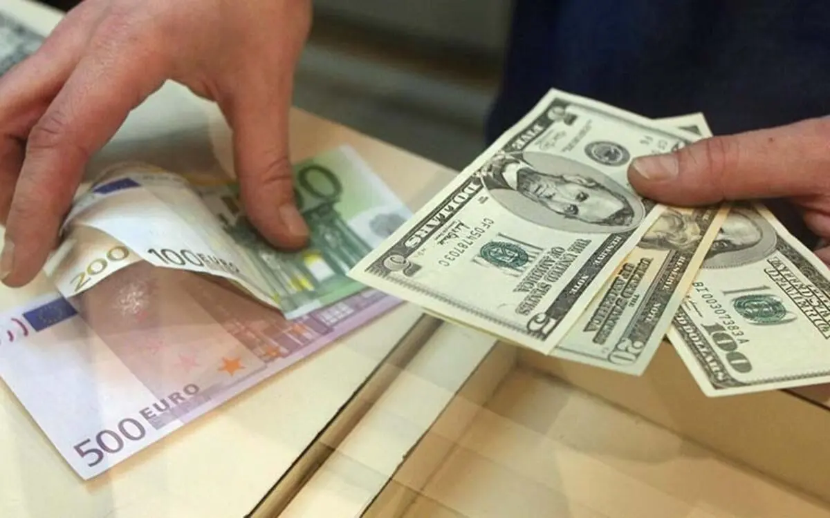 پیش‌بینی قیمت دلار امروز پنجشنبه ۱۲ اسفند ۱۴۰۰