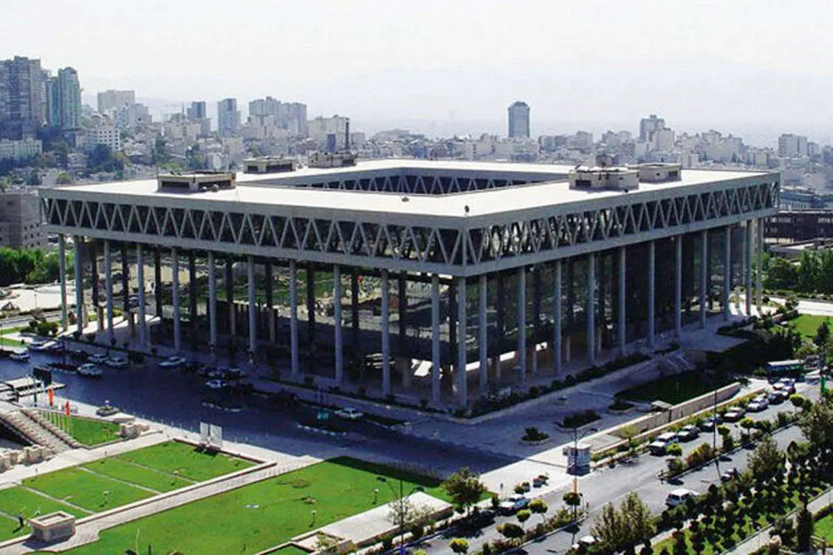 روزنامه جمهوری اسلامی؛ صداوسیما همچنان در اختیار یک جناح
