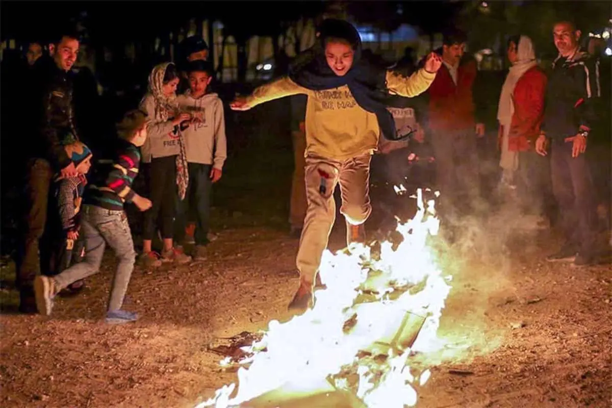 همچنان در خانه بمانید