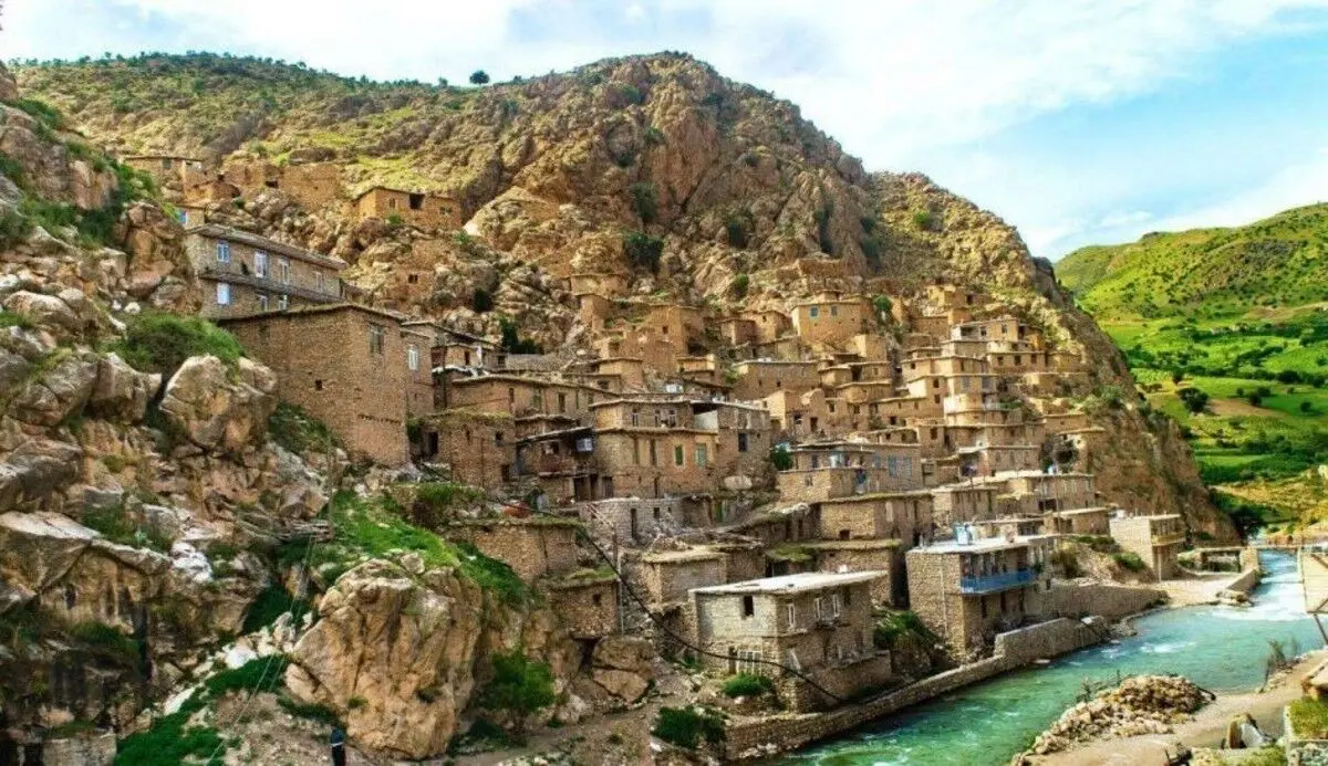 پالنگان؛ روستایی پلکانی با قدمت هزاران ساله