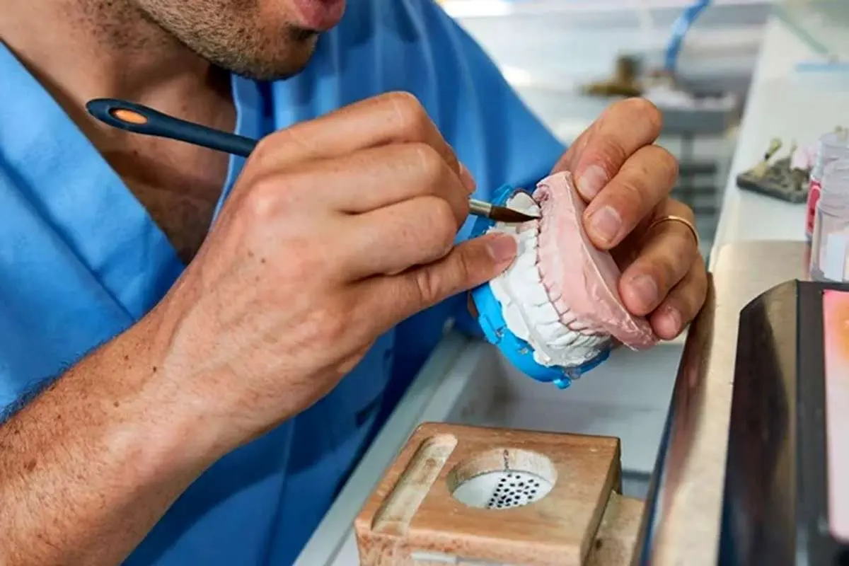 وظایف دندان پزشک ماهر ایرانی چیست؟