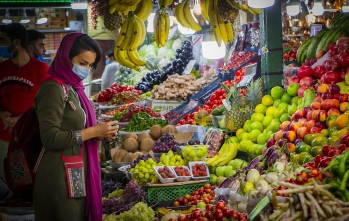 کاهش ۵۰ درصدی خرید میوه شب عید