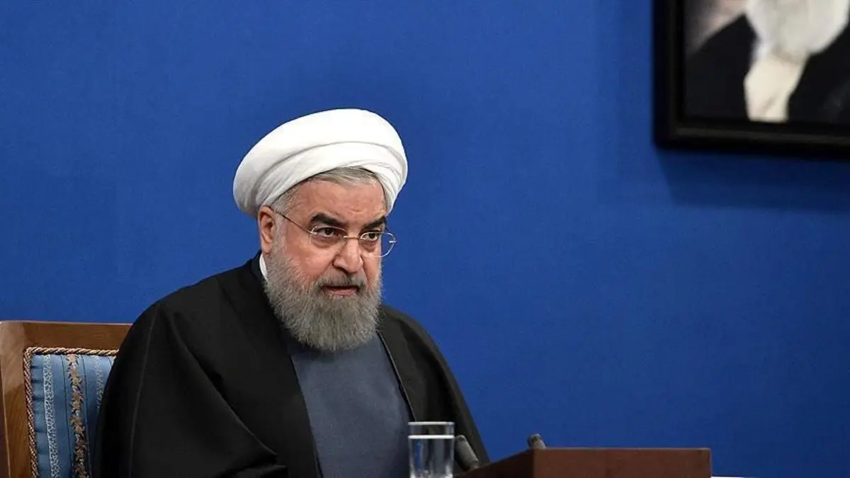 روحانى درگذشت آیت‌الله رى‌شهرى را تسليت گفت