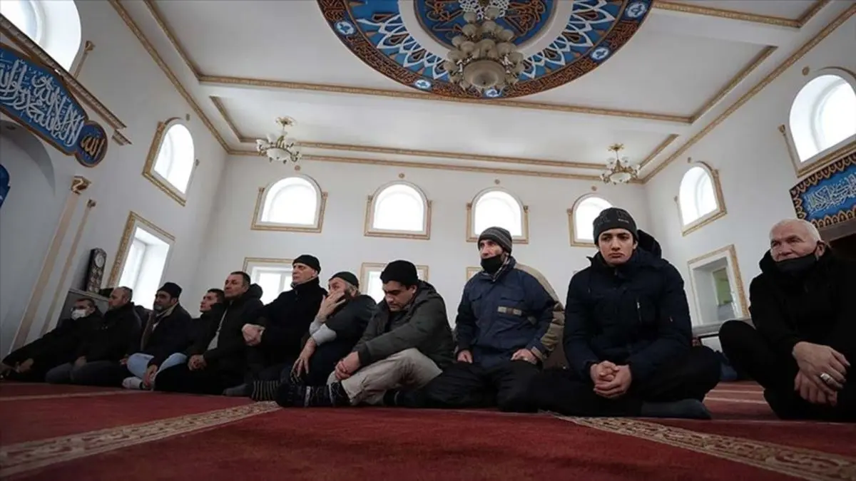 (ویدئو) افطار مسلمانان اودسا در سایه حملات روسیه