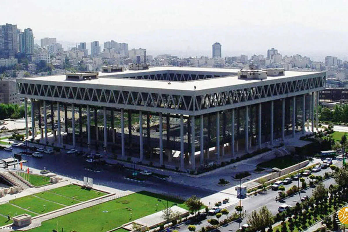 چند میگیری با تلویزیون مصاحبه کنی؟
