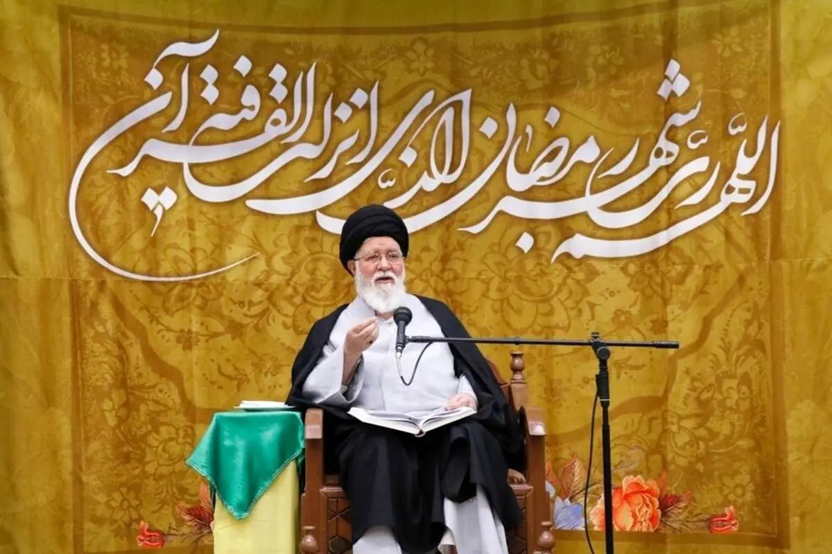 علمالهدی: اگر فردی به قصد لذت به چهره زنی نگاه کند عمل او مشمول تجاوز است