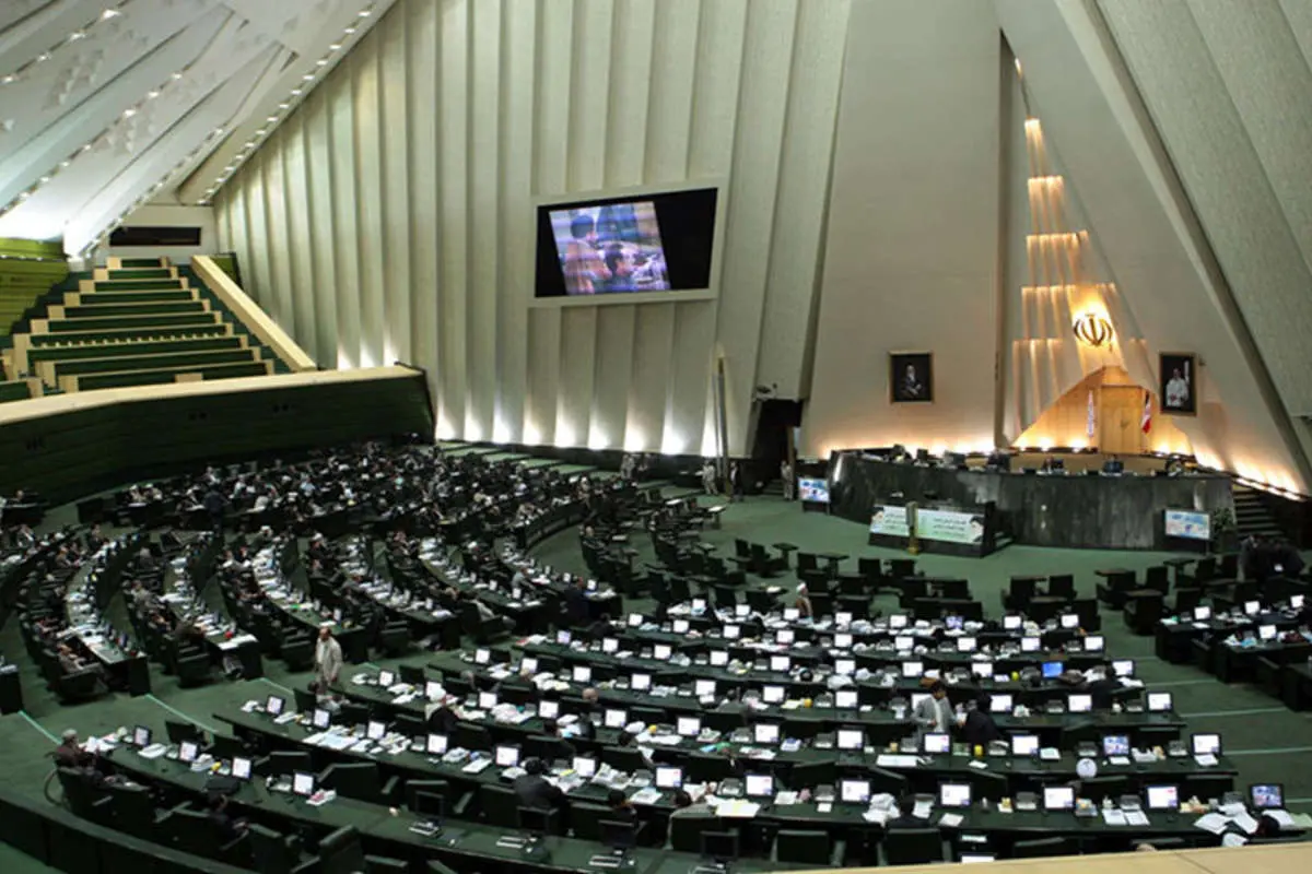 «استیضاح وزرای کار و صنعت اعلام وصول نمیشود»