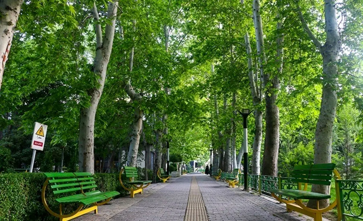 پیش‌بینی وضعیت آب و هوای تهران فردا پنجشنبه ۱۸ فروردین ۱۴۰۱
