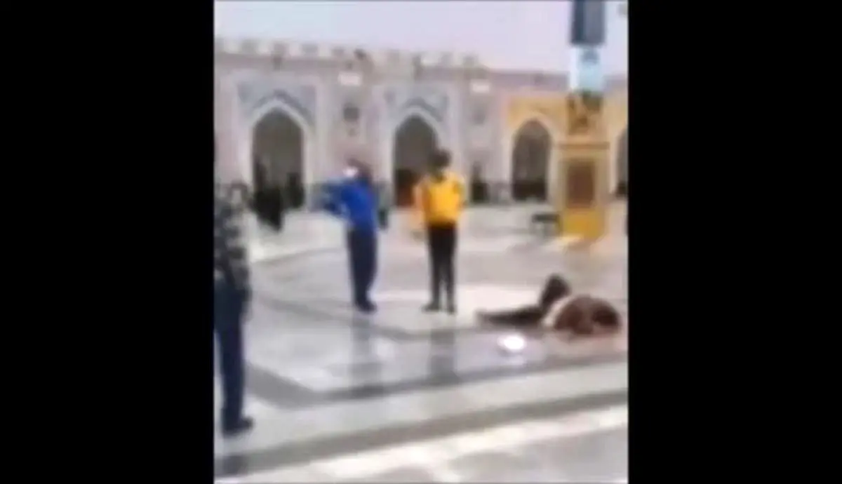 (ویدئو) فیلم کامل و واضح از لحظه دستگیری ضارب حرم رضوی