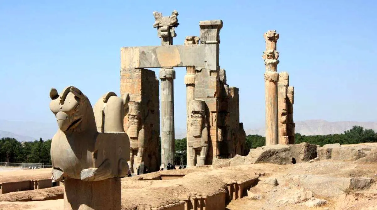 آژیر خطر برای تخت جمشید
