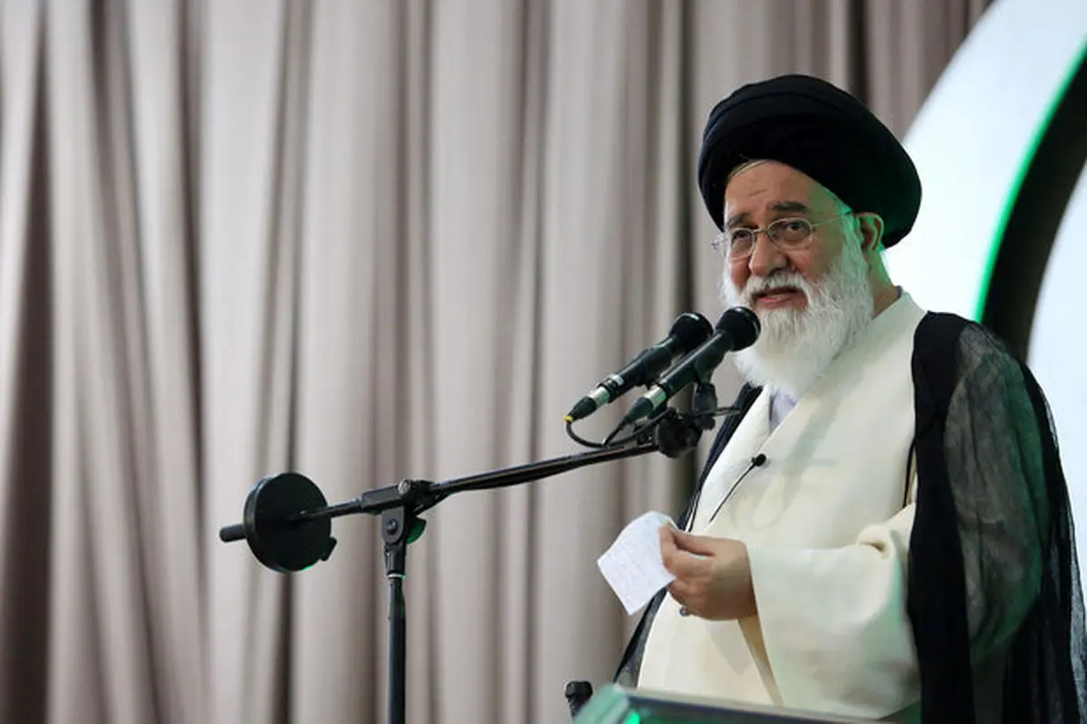 علم‌الهدی: متاسفانه به تعداد گوشی‌های هوشمند، رسانه آزاد و باز داریم