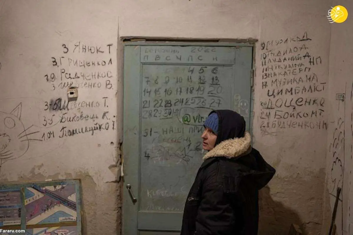 (ویدئو) نوشتن نام قربانیان جنگ اوکراین روی دیوار پناهگاه