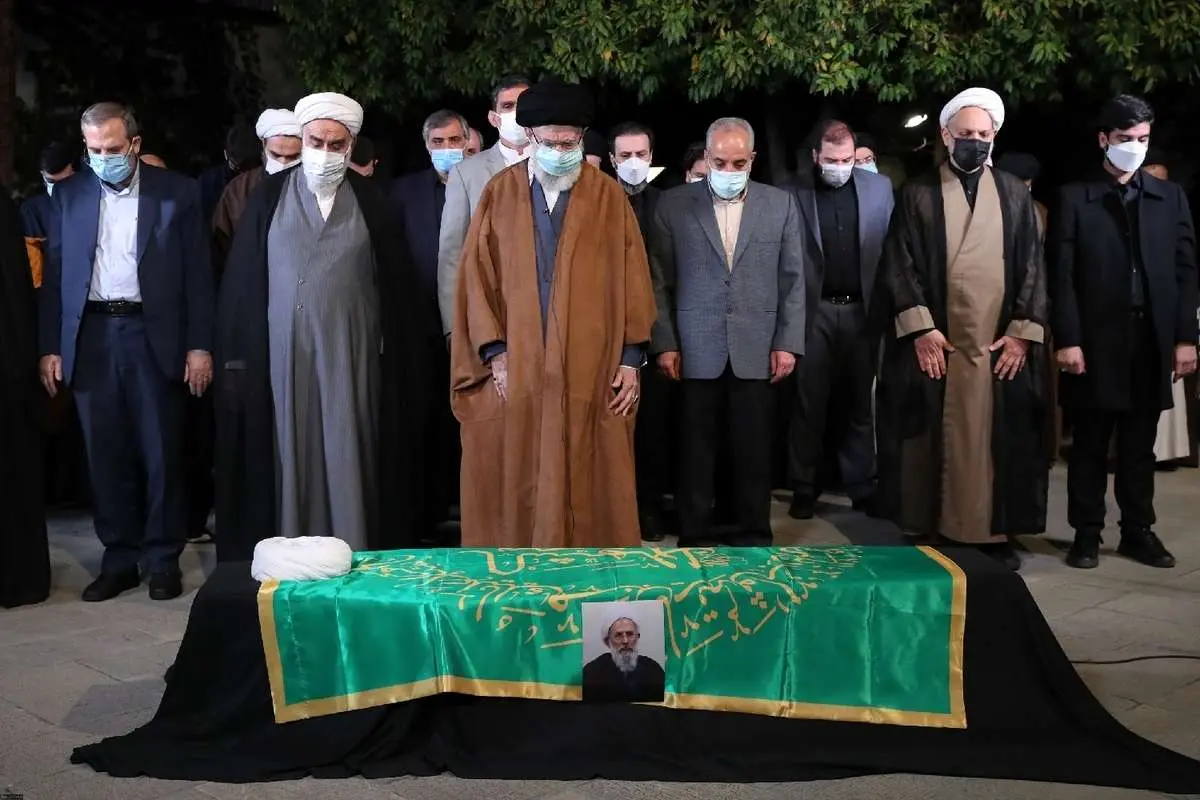 (ویدئو) رهبر انقلاب: جز خوبی از آقای ریشهری سراغ ندارم