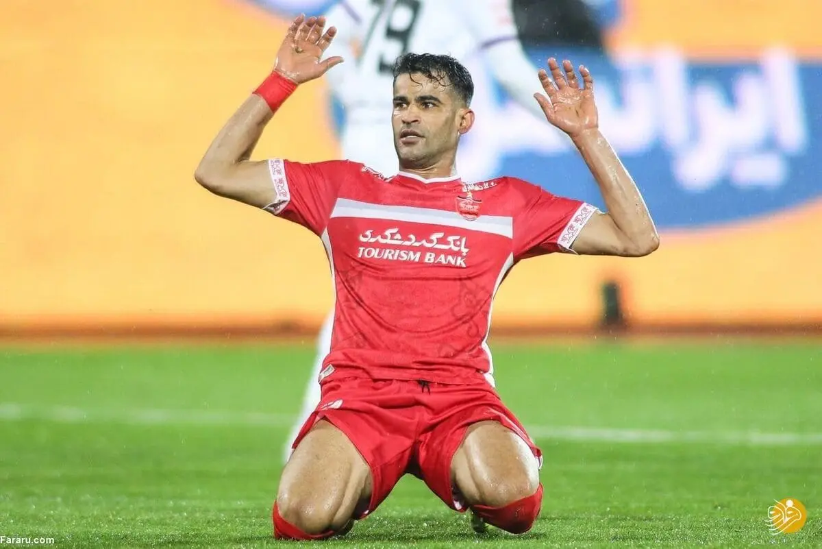 ستاره پرسپولیس مجبور به خداحافظی می‌شود؟