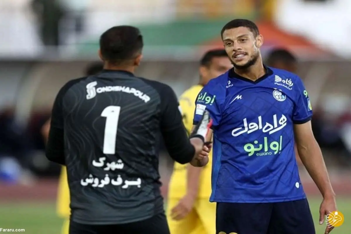(عکس) ظاهر جدید مهاجم استقلال در تمرینات